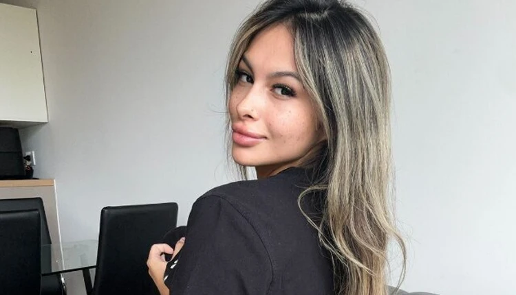 mikaela leandrou xxx & nude